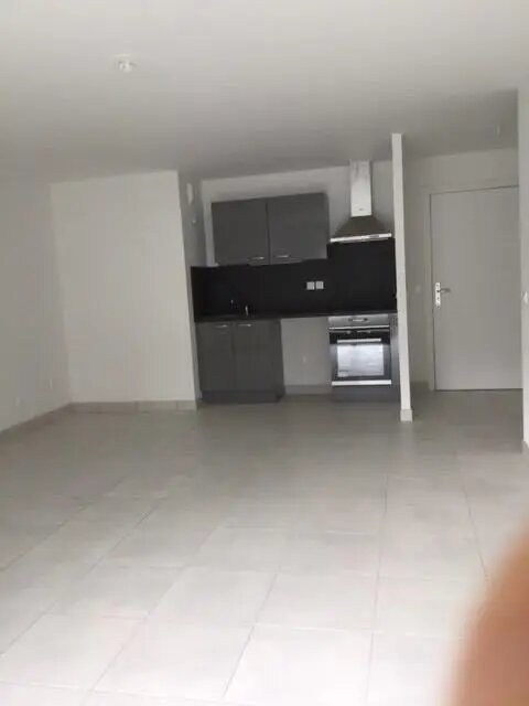 Appartement à louer, 64m², Vert-Saint-Denis