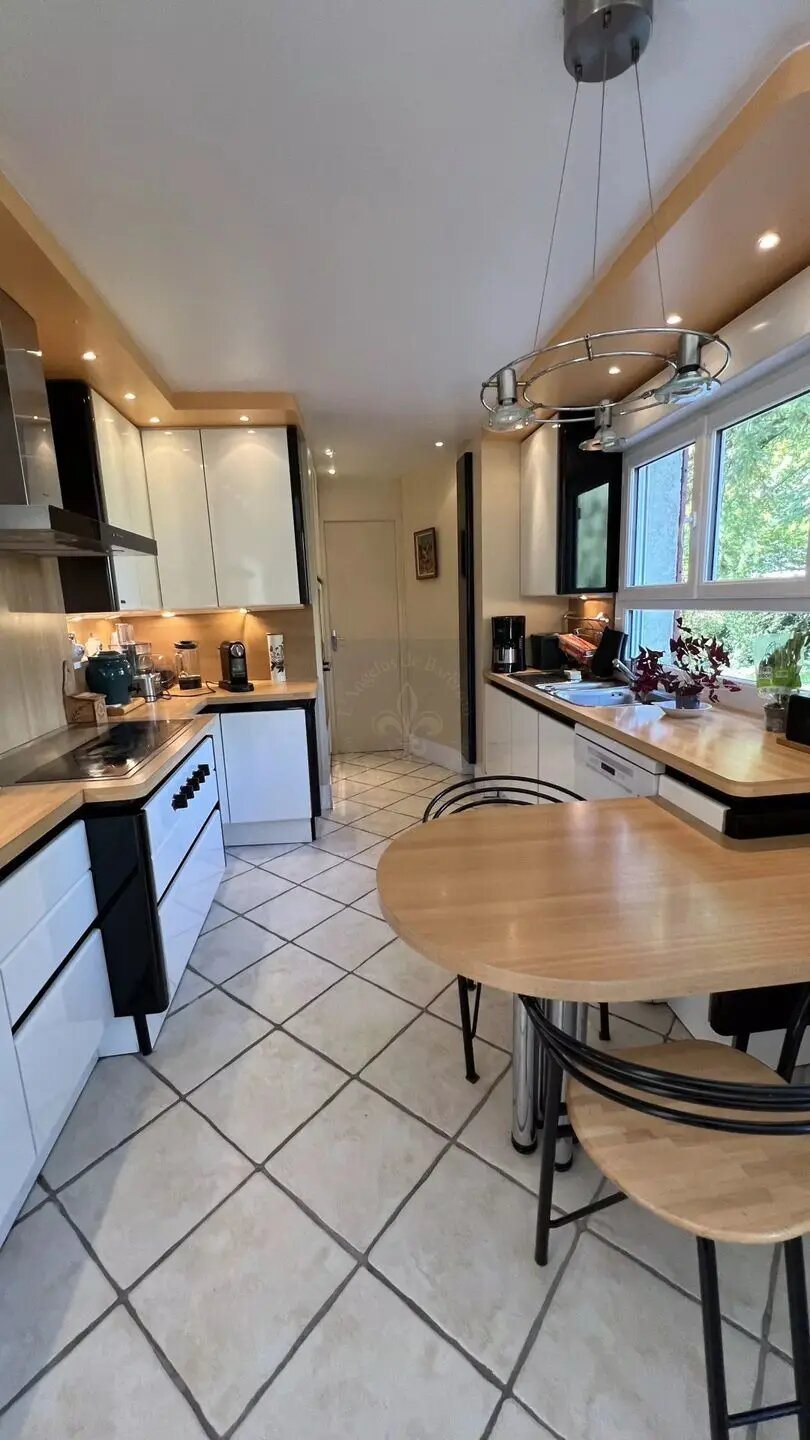 Maison à vendre, 192m², Barbizon