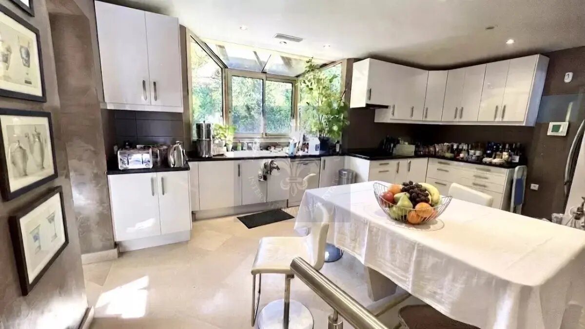 Maison à vendre, 370m², Barbizon