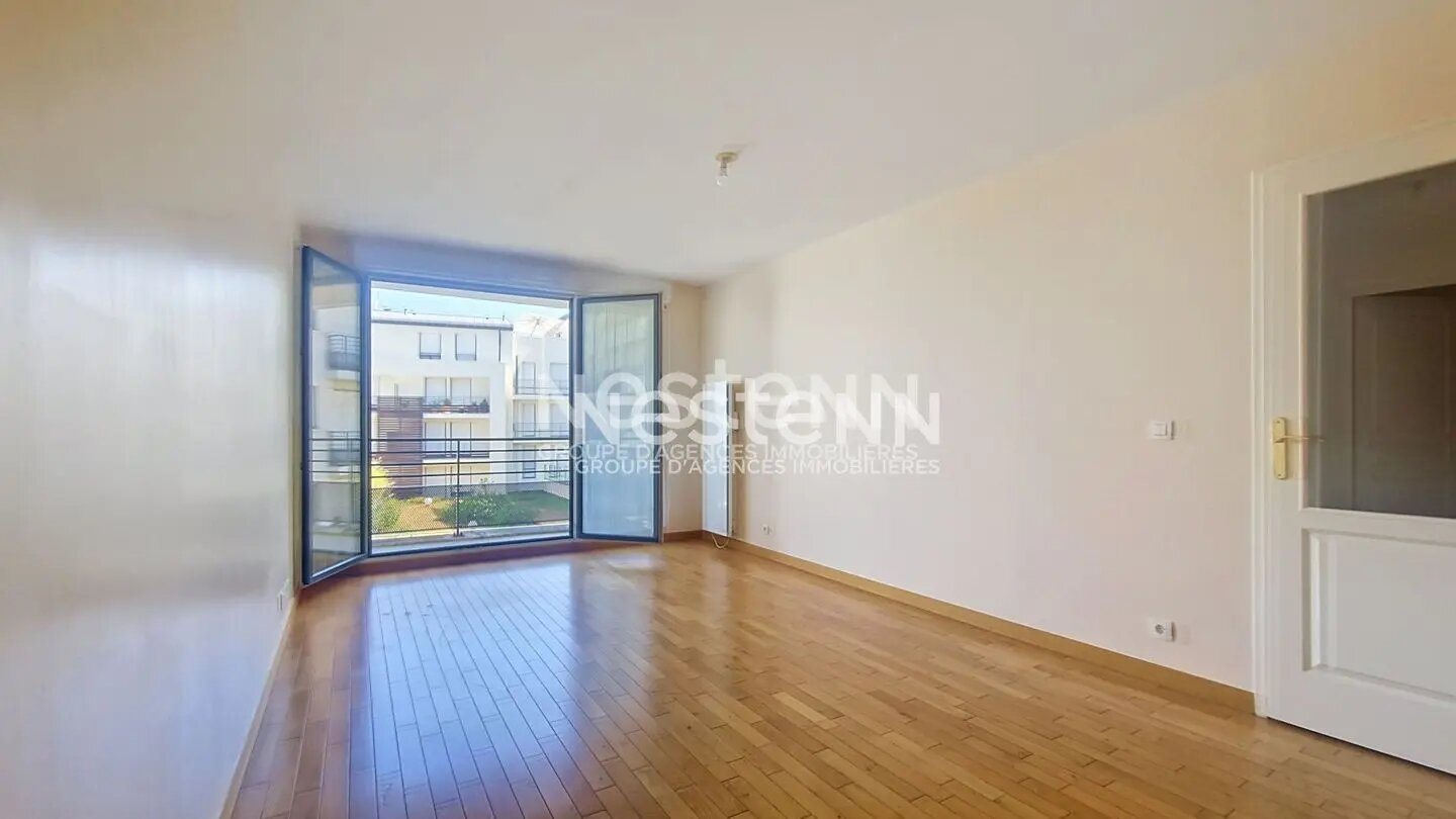 Appartement à louer, 48m², Saint-Cyr-l'Ecole