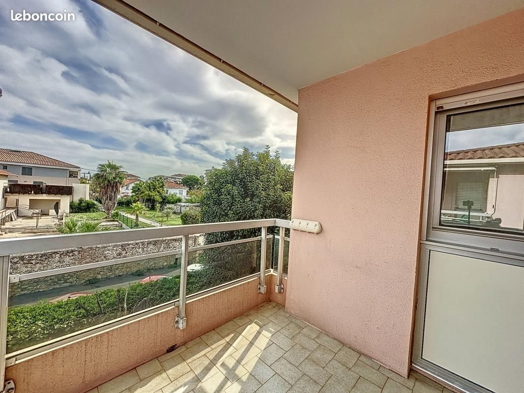 Appartement à louer, 40m², Vallauris