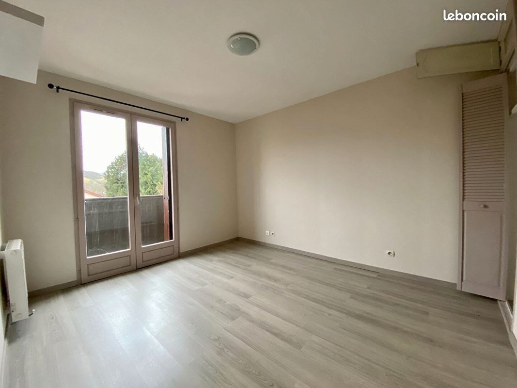 Appartement à louer, 34m², Gravigny