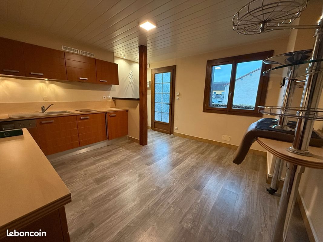 Appartement à louer, 34m², Gravigny