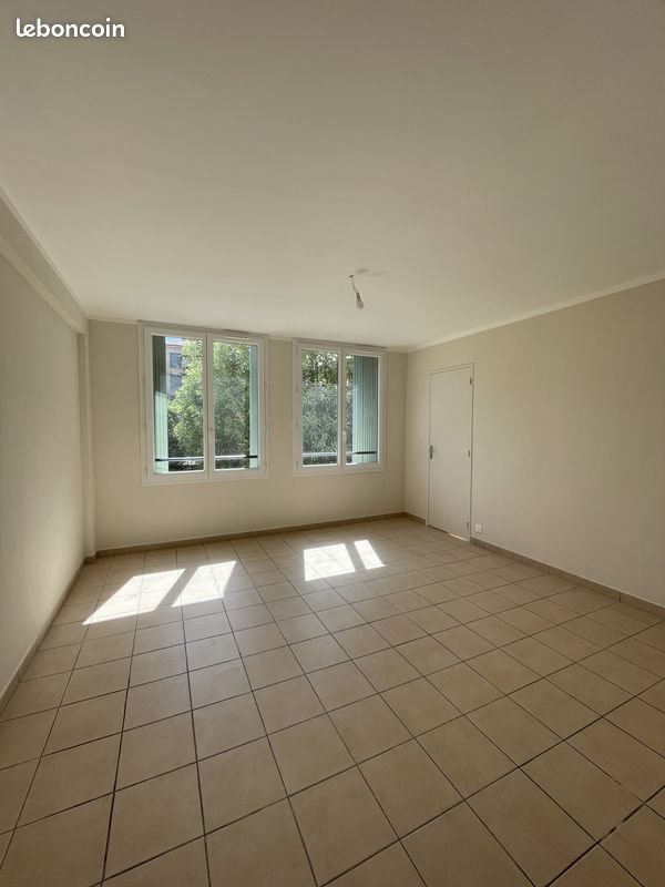 Appartement à louer, 59m², Aix-en-Provence