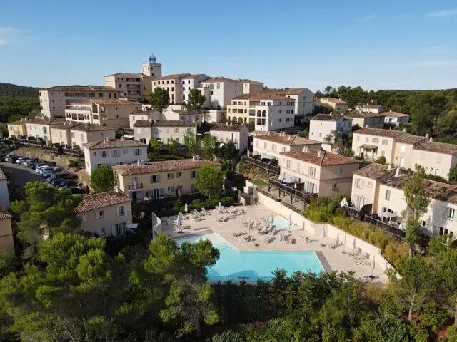 Maison à louer, 61m², Mallemort