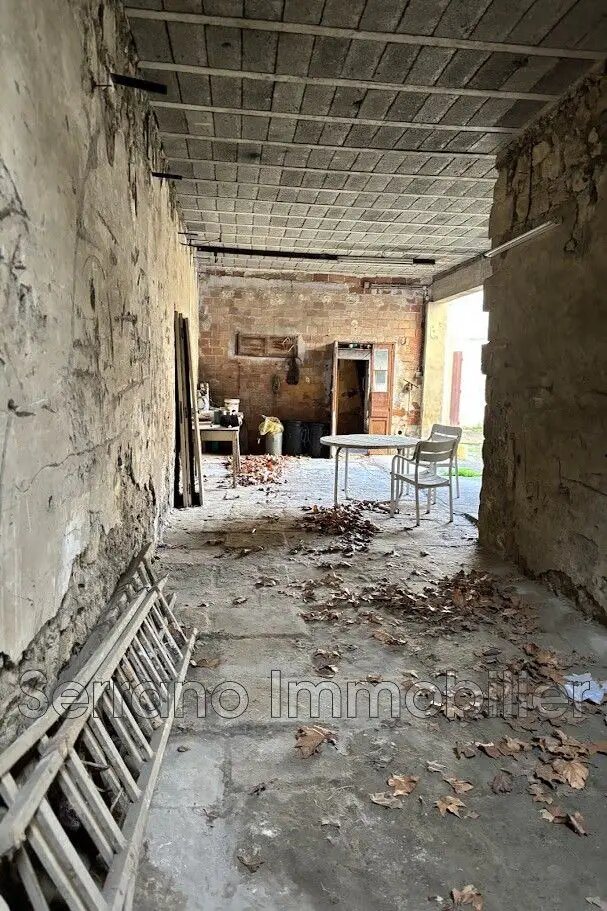 Appartement à vendre, 350m², Beaucaire
