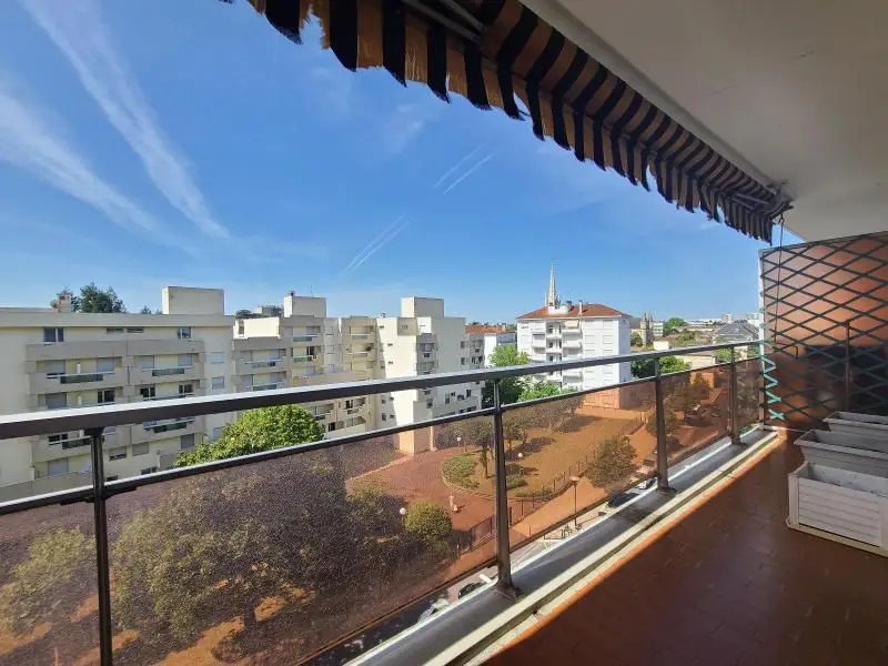 Appartement à louer, 70m², Bordeaux