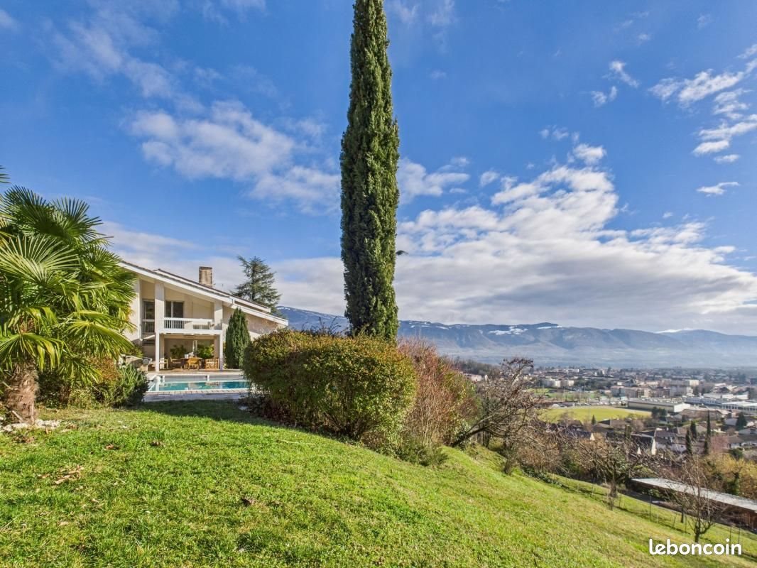 Maison à vendre, 260m², Saint-Marcellin
