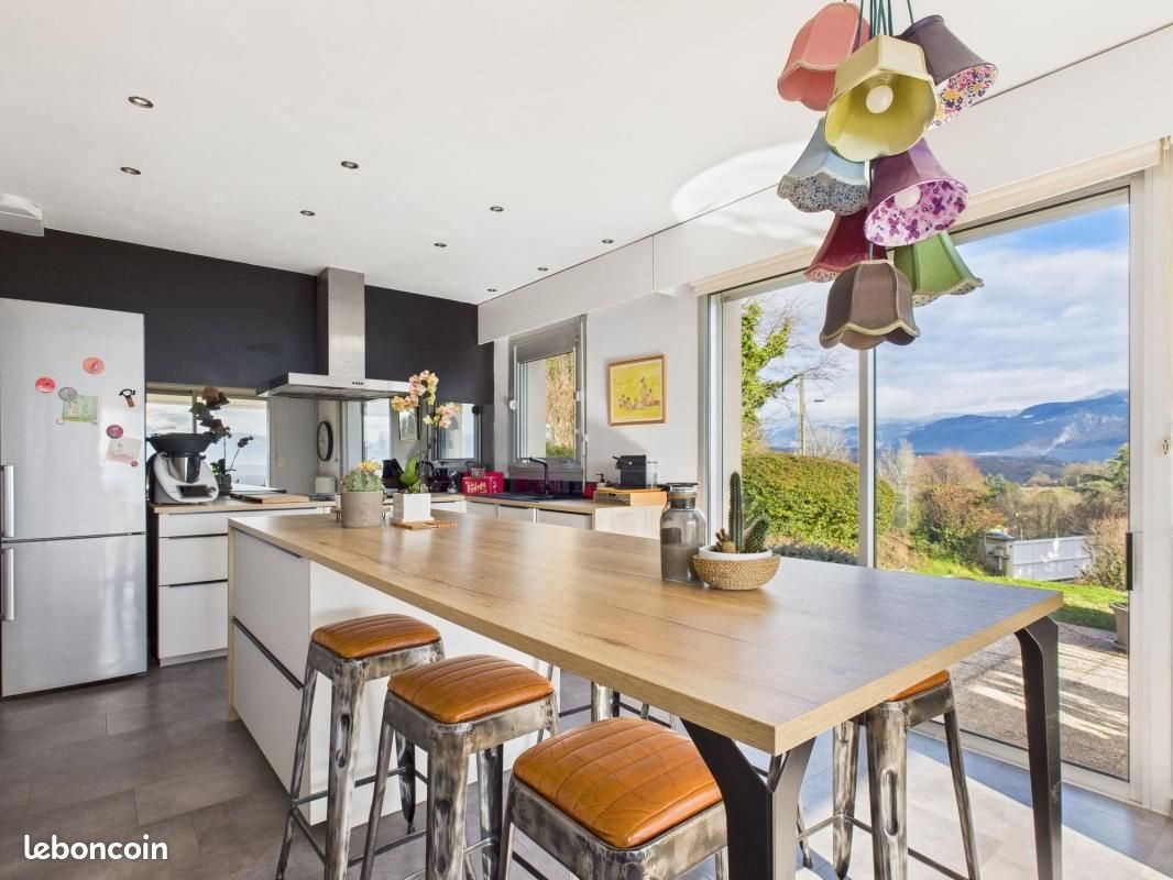 Maison à vendre, 260m², Saint-Marcellin