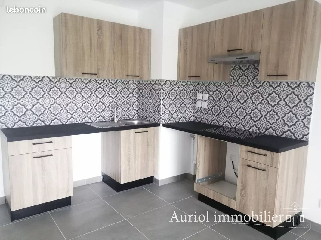 Appartement à louer, 80m², Auriol