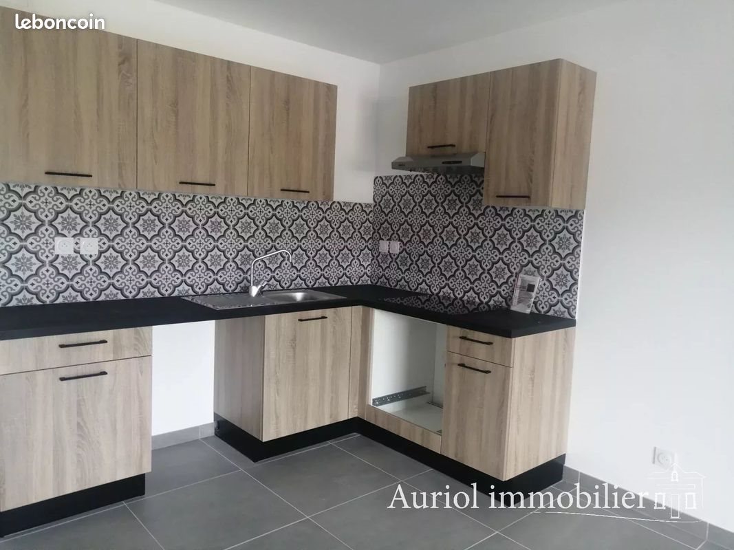 Appartement à louer, 45m², Auriol