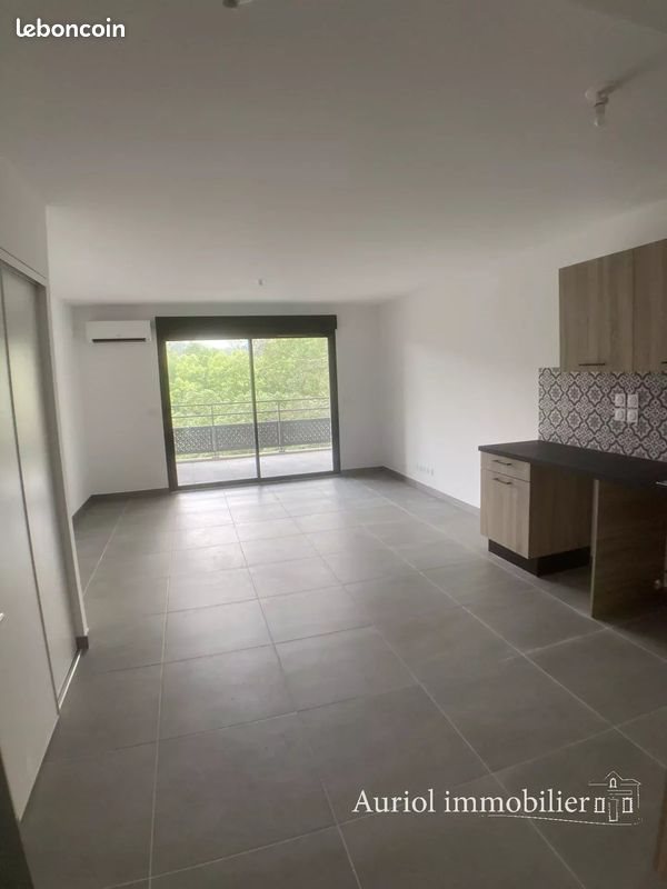 Appartement à louer, 45m², Auriol