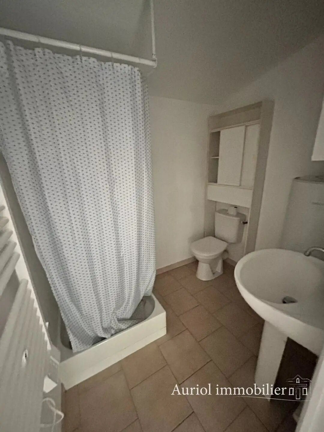 Appartement à louer, 24m², Saint-Zacharie