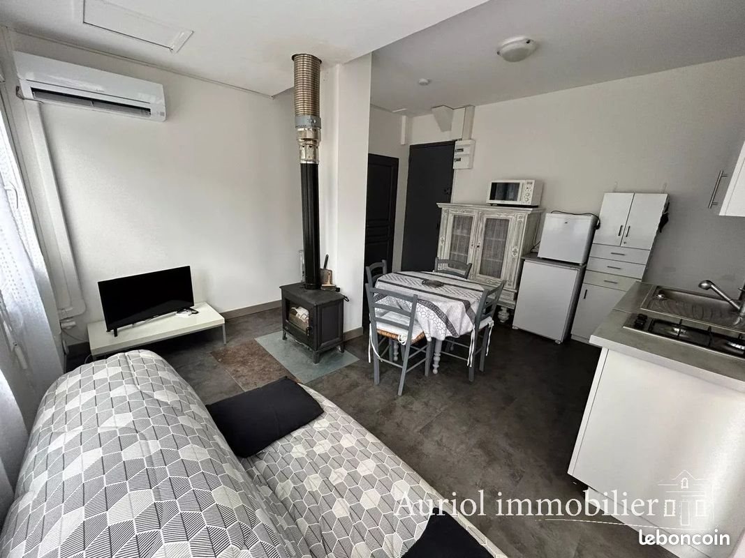 Appartement à louer, 35m², Plan-d'Aups-Sainte-Baume