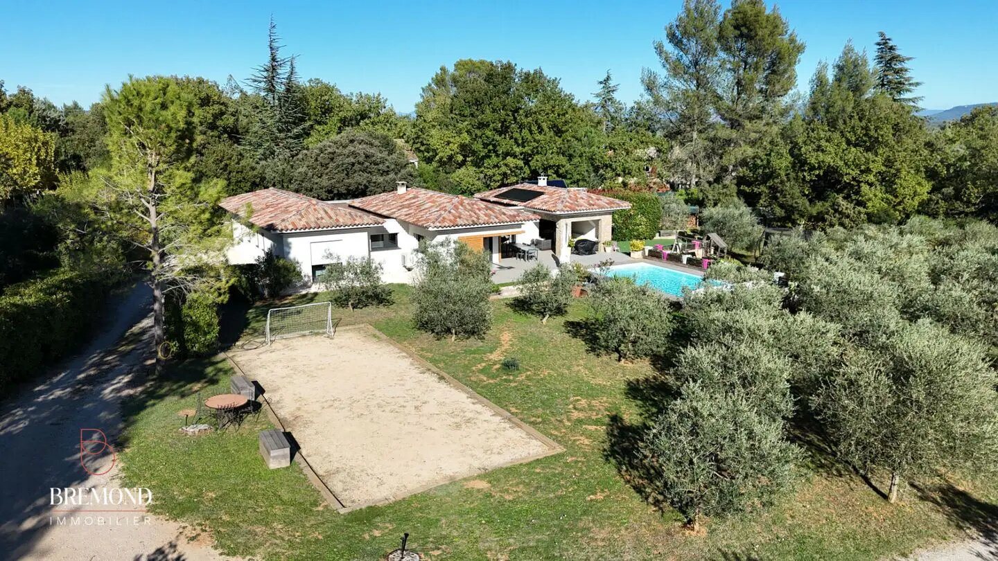 Maison à vendre, 170m², Saint-Maximin-la-Sainte-Baume