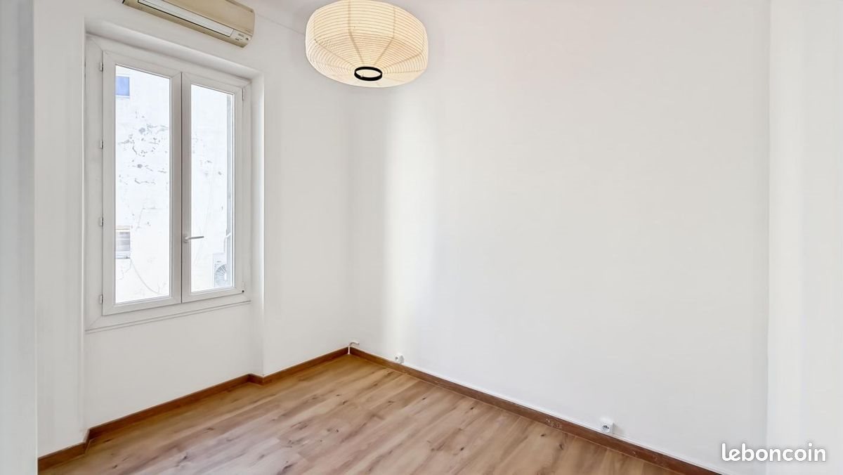 Appartement à louer, 58m², Antibes