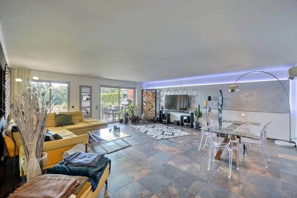 Appartement à vendre, 97m², Antibes