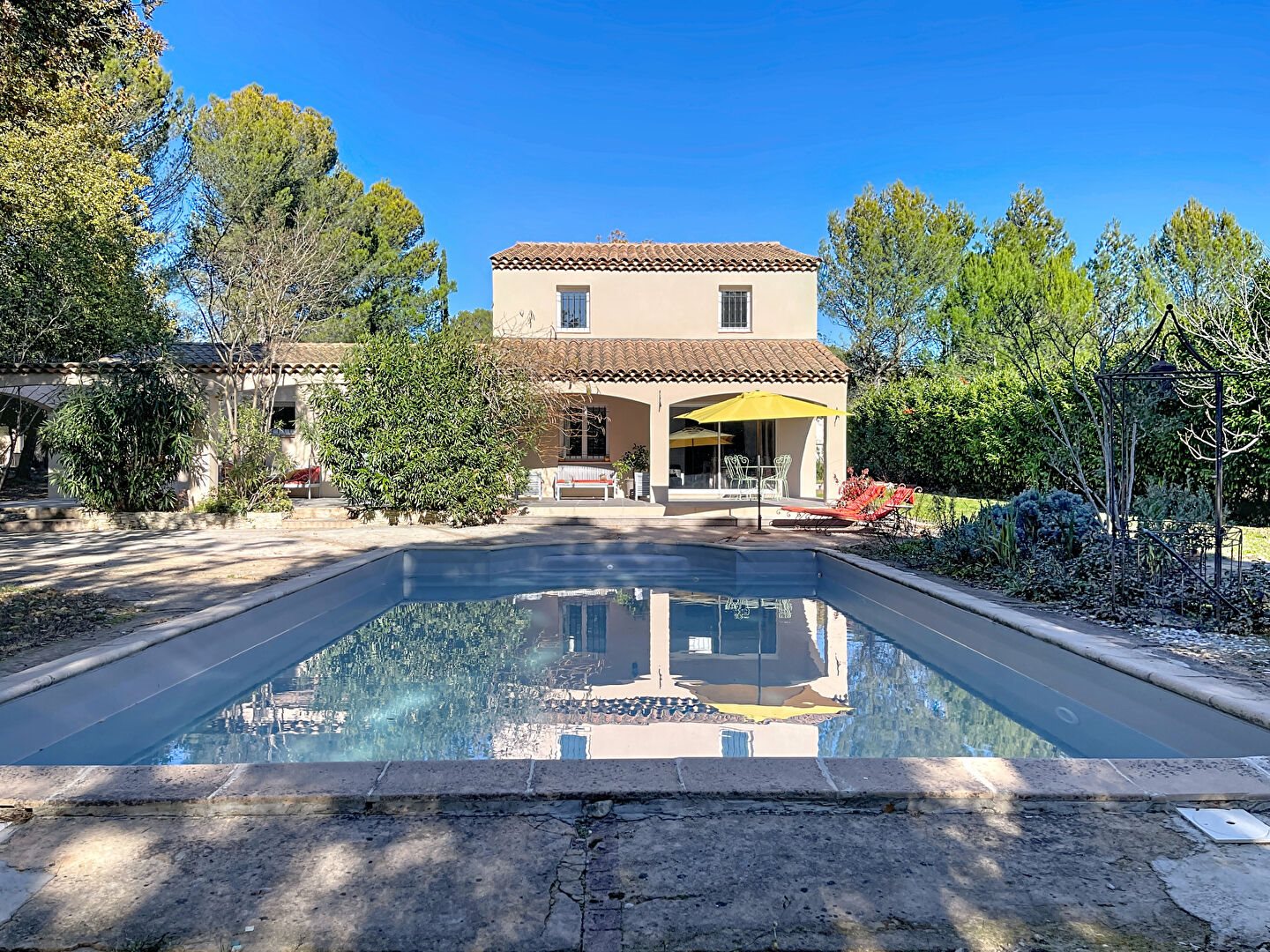 Maison à vendre, 177m², Eguilles