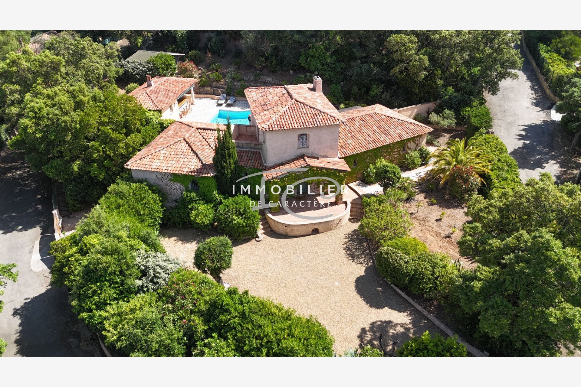 Maison à vendre, 154m², La Croix-Valmer