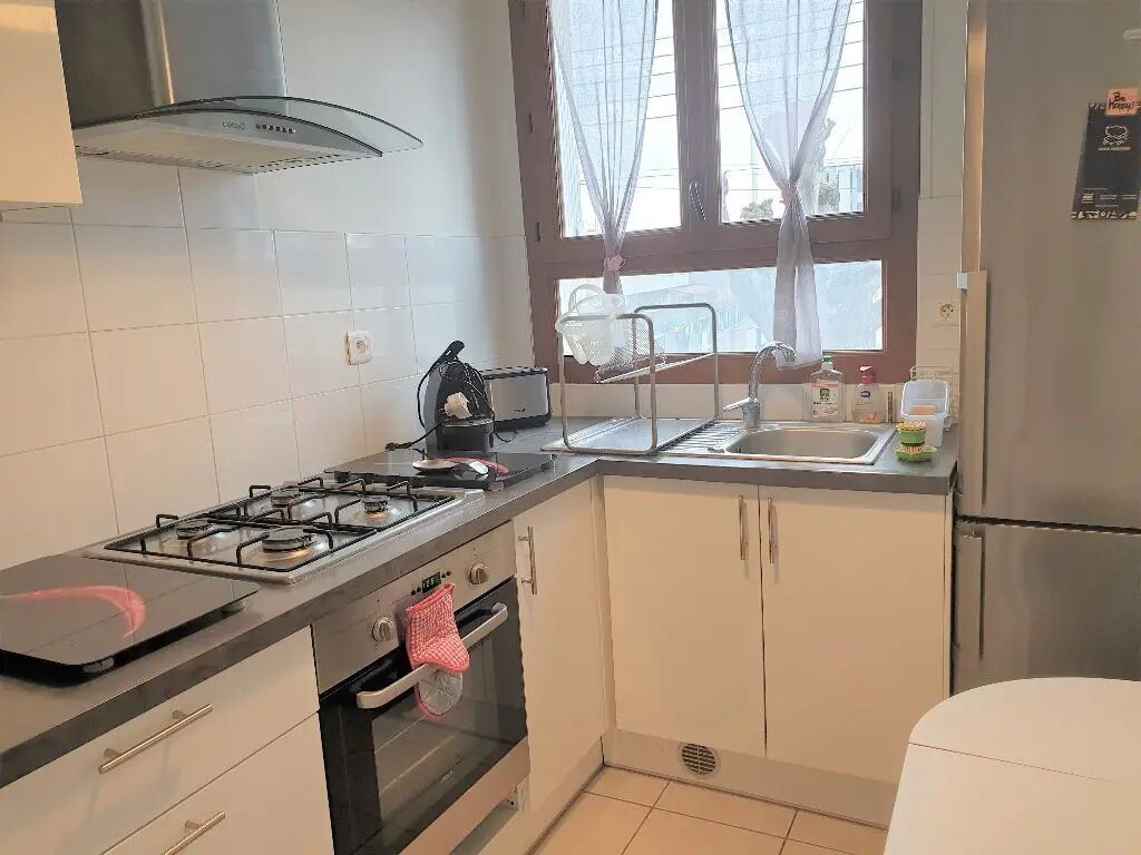 Appartement à louer, 55m², Talence