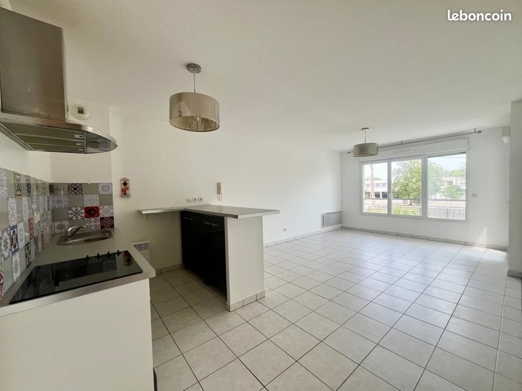 Appartement à louer, 61m², Saint-Médard-en-Jalles