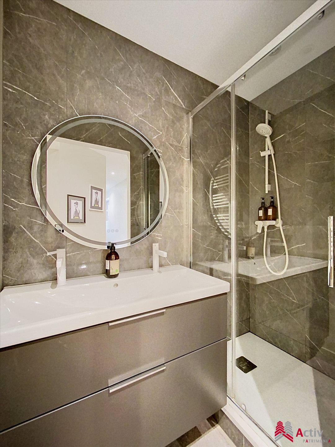 Appartement – Lyon, Confluence, 2e Arrondissement - Vue 3