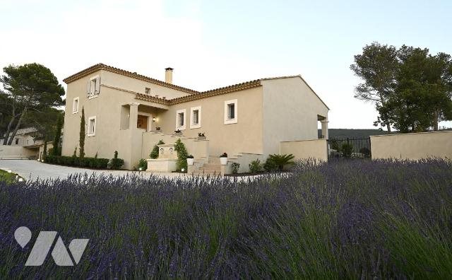 Maison à vendre, 234m², Ménerbes
