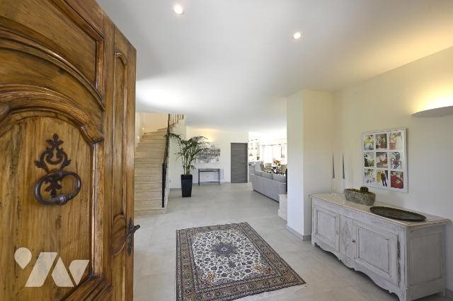 Maison à vendre, 234m², Ménerbes