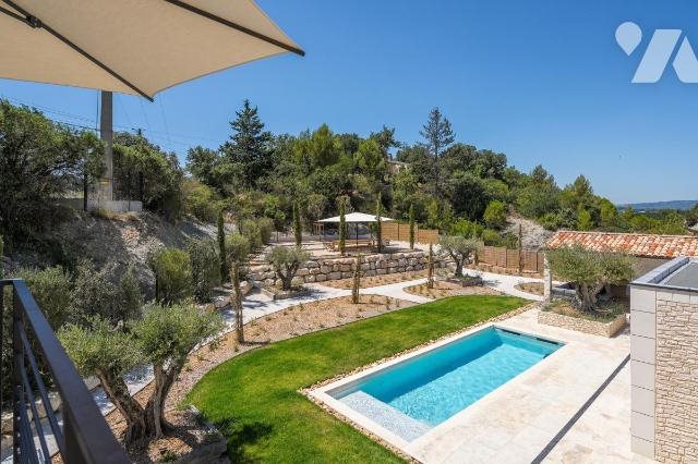 Maison à vendre, 147m², Saint-Saturnin-lès-Apt