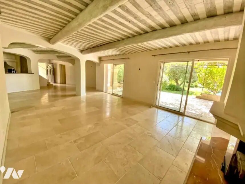 Maison à vendre, 218m², L'Isle-sur-la-Sorgue