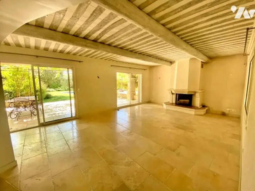 Maison à vendre, 218m², L'Isle-sur-la-Sorgue