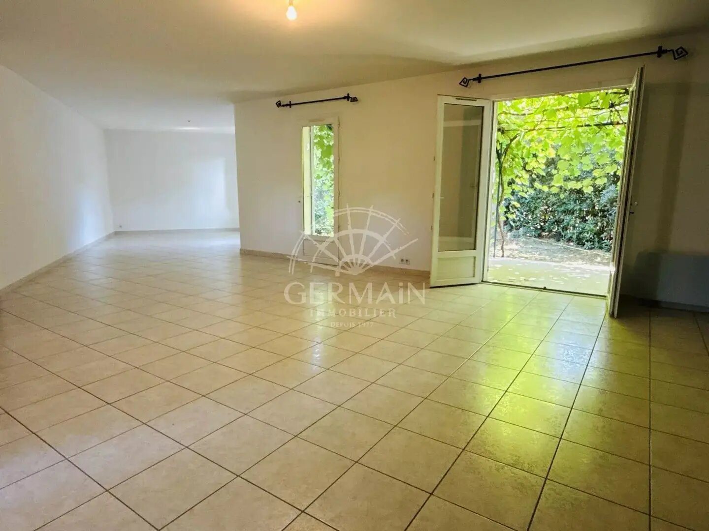 Maison à vendre, 127m², Lagnes