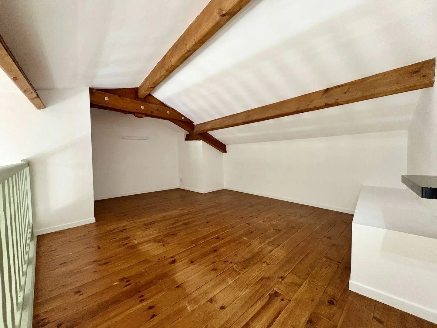 Appartement à louer, 77m², Vaux-en-Beaujolais