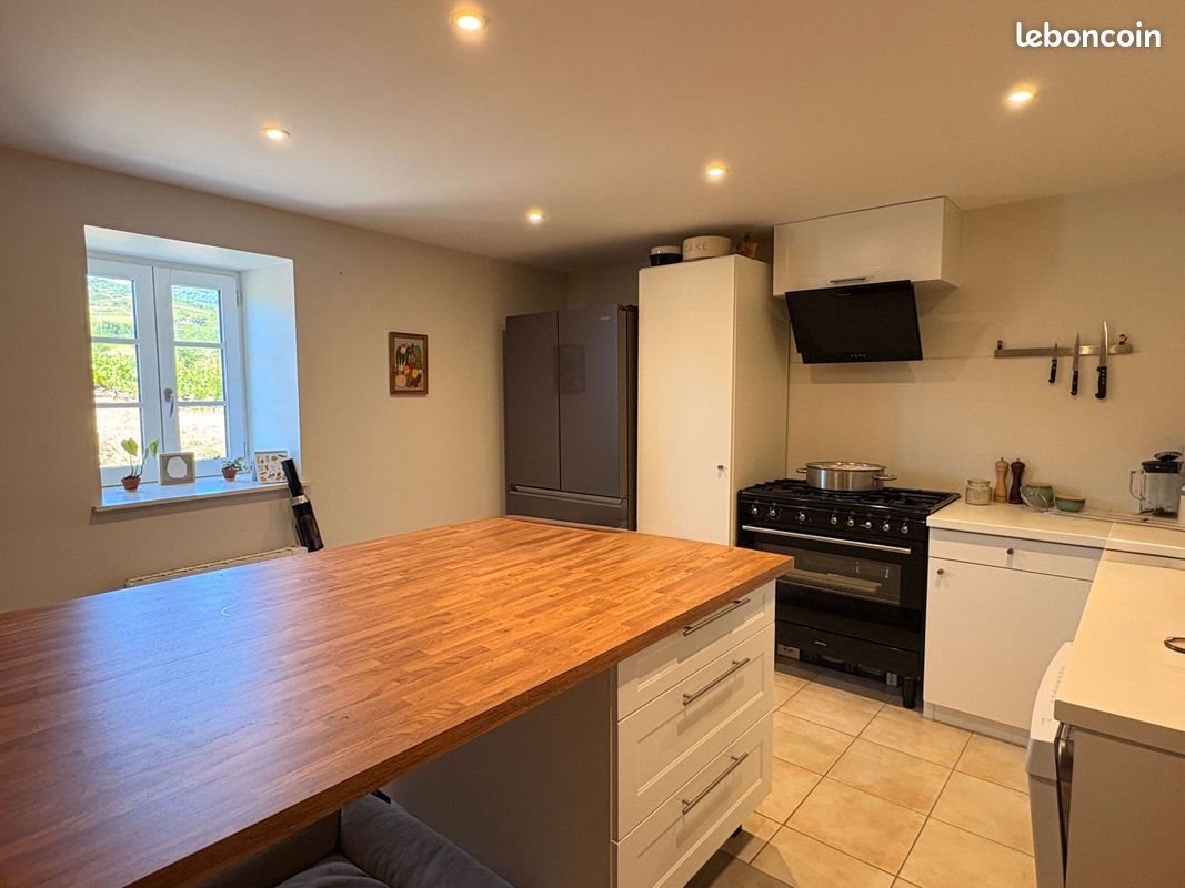 Appartement à louer, 88m², Le Perréon
