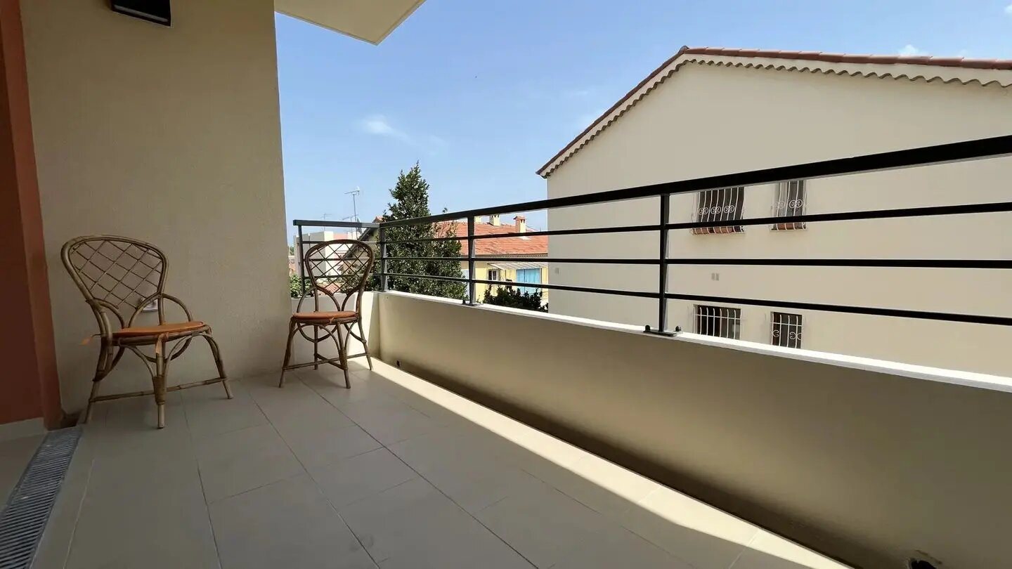 Appartement à louer, 42m², Saint-Laurent-du-Var