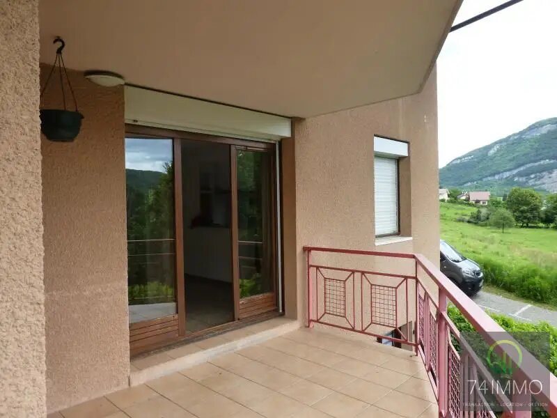 Appartement à louer, 88m², Sillingy