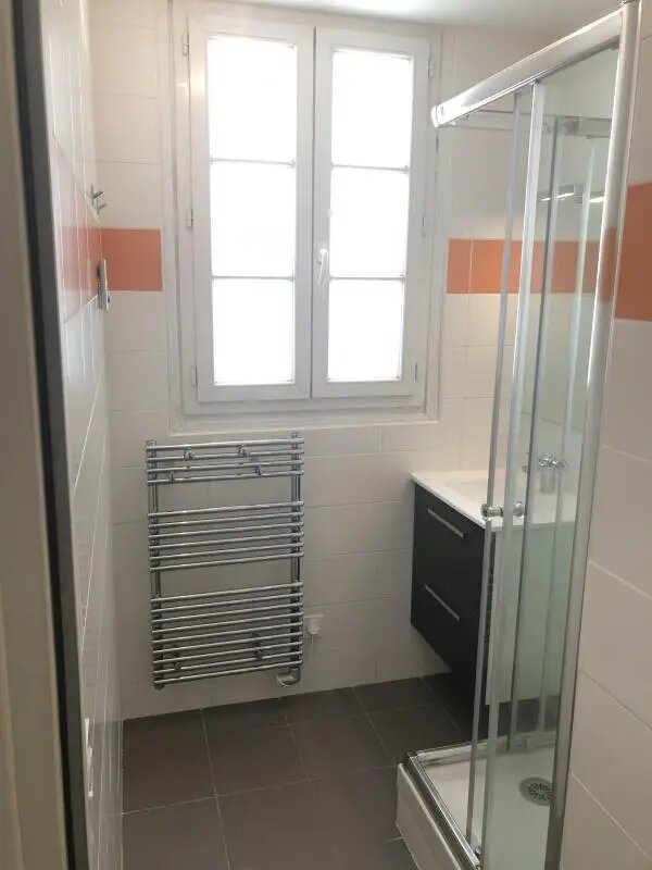 Appartement à louer, 32m², Paris 20ème