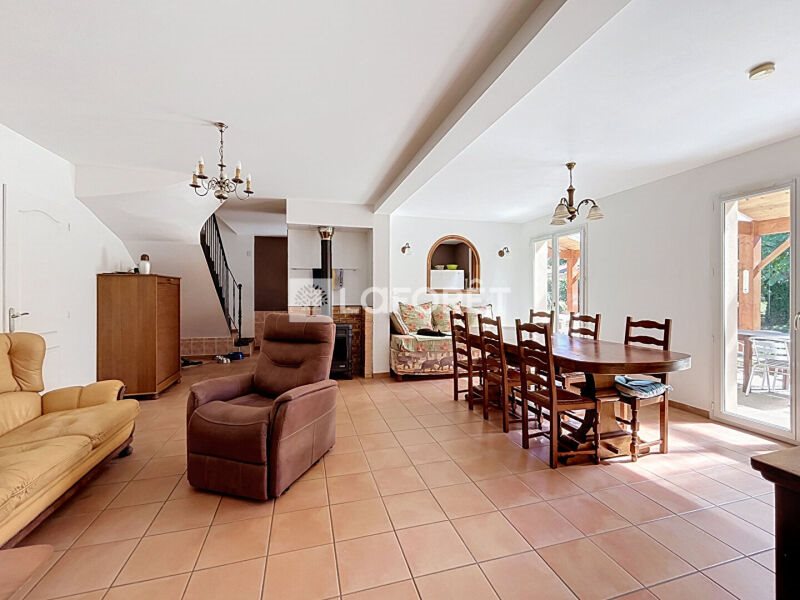 Maison à vendre, 179m², Saint-Didier-de-Formans