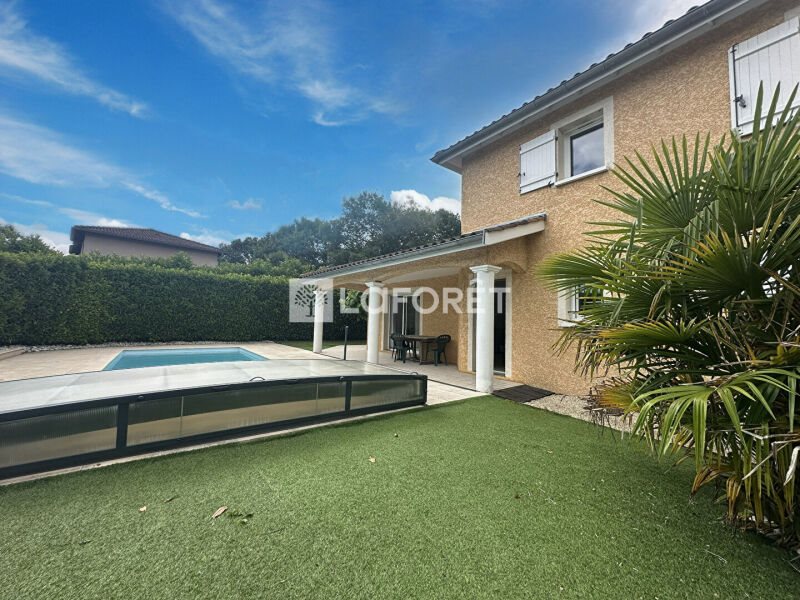 Maison à vendre, 143m², Neuville-les-Dames