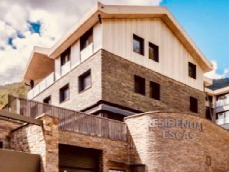 4-bedroom duplex for sale in Escàs, La Massana · 60 of 60