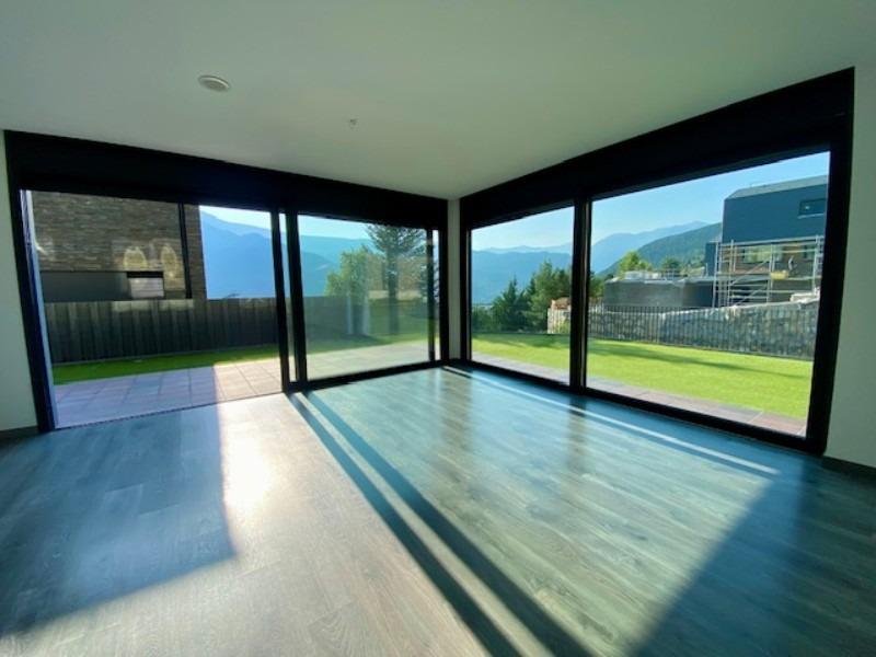 4-bedroom duplex for sale in Escàs, La Massana · 3 of 60