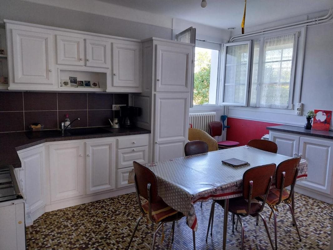 Maison à vendre, 145m², Mézangers