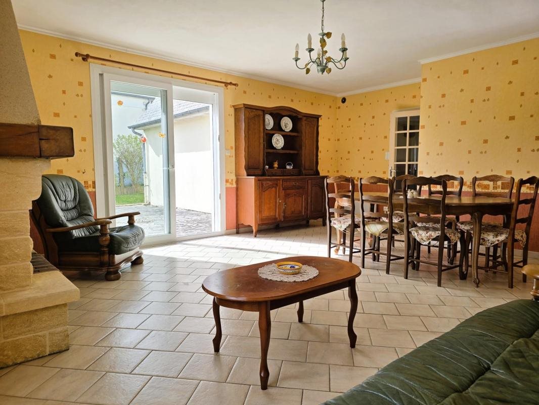 Maison à vendre, 95m², Mézangers