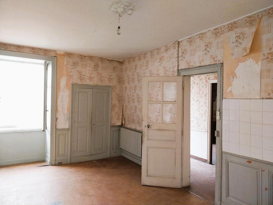 Maison à vendre, 104m², Mézangers