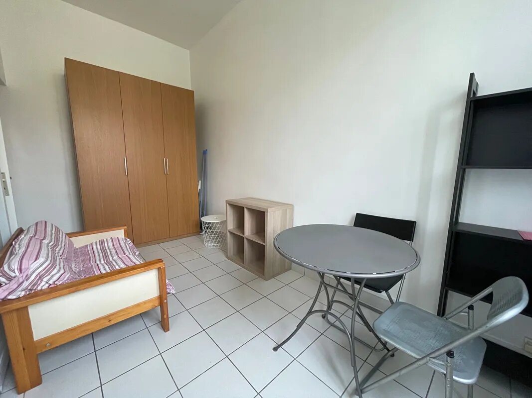 Appartement à vendre, 17m², Saint-Cyr-l'Ecole