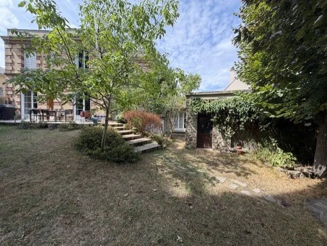 Maison à louer, 107m², Saint-Germain-en-Laye