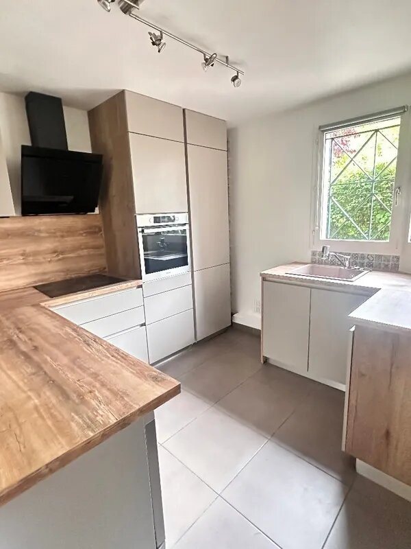Maison à vendre, 103m², Buc