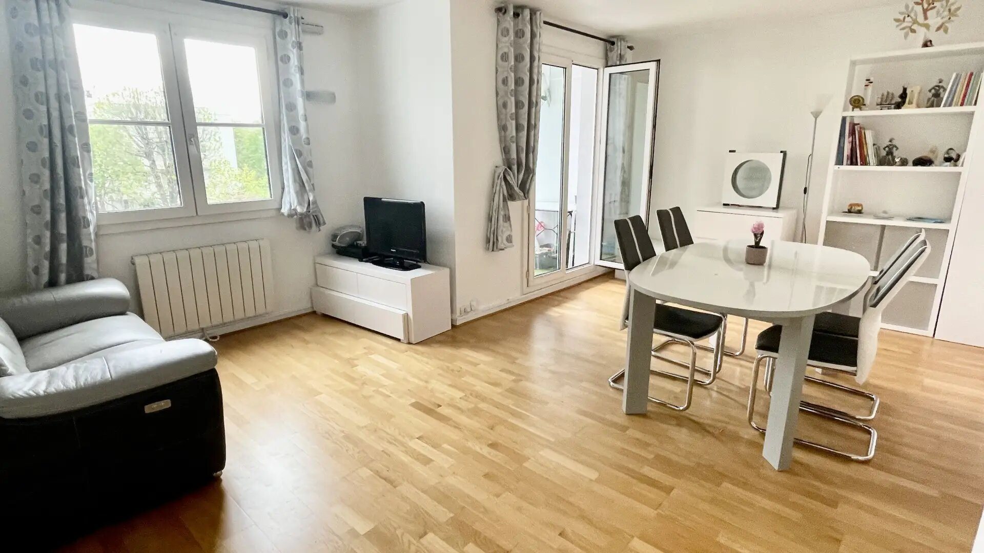 Appartement à louer, 79m², Issy-les-Moulineaux