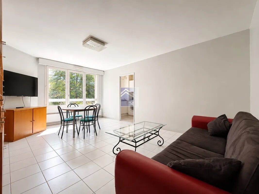 Appartement à louer, 48m², Courbevoie