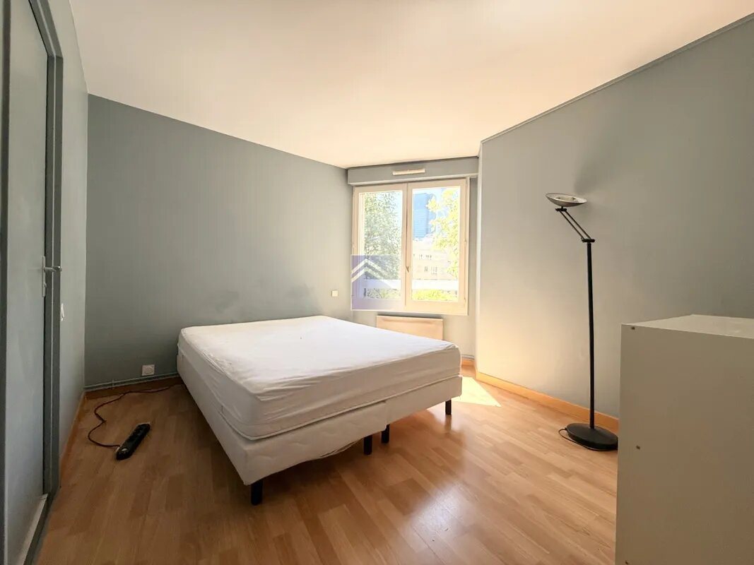 Appartement à louer, 48m², Courbevoie